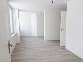 Empfang/Sekretariat - Büro mit 152,10 m&sup2; in Chemnitz / Altendorf zur Miete