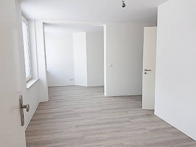 Empfang/Sekretariat - Büro mit 152,10 m&sup2; in Chemnitz / Altendorf zur Miete