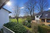 Ausblick vom Balkon - Reihenendhaus mit 133,30 m&sup2; in Halstenbek zum Kaufen