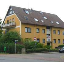 Krifteler Dachgeschosswohnung für Singles o. Paar