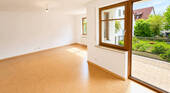 Wohnzimmer - 2 Zimmer Etagenwohnung in Eningen unter Achalm