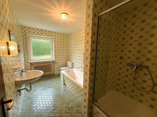 UG - Badezimmer der ELW - 