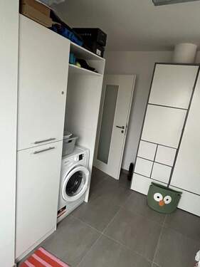 HWR mit Waschküche - 