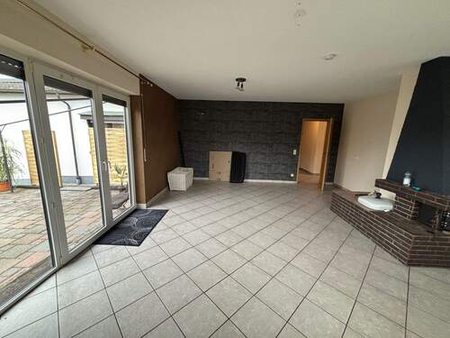 Teilansicht vom Wohnzimmer - 