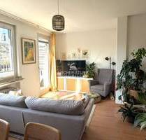 Düsseldorf-Pempelfort: 2-Zimmer-DG-Wohnung mit Balkon!