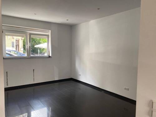 Wohn-/Esszimmer - 3 Zimmer Etagenwohnung zum Kaufen in Mannheim