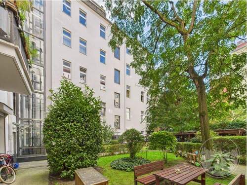 CAM05263G0-PR0025-STILL018 - 