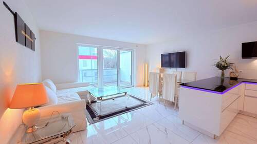 Wohnen/ Essen - 2 Zimmer Etagenwohnung zum Kaufen in Waldkraiburg