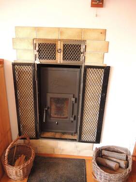 Kachelofen, 2020 modernisiert - 