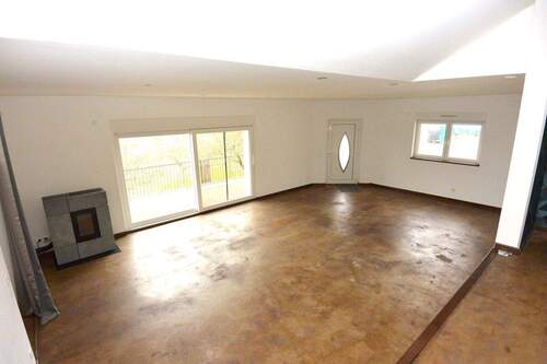 10 Wohnzimmer mit Entré - 