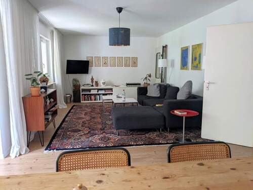 Gemütlicher Wohnbereich - 4 Zimmer Reihenmittelhaus in Nürnberg