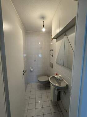 separates WC - 