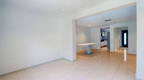Wohn-Essbereich - 4 Zimmer Reihenmittelhaus zum Kaufen in Reutlingen