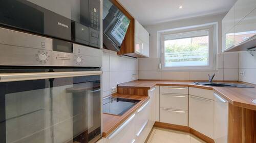 Küche mit EBK - 4 Zimmer Reihenmittelhaus in Reutlingen