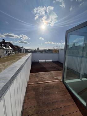 Dachterrasse - Traumwohnung im Zentrum mit Dachterrasse !!!