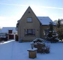 Grundstück mit Haus Verkauf - 550.000,00&nbsp;EUR Kaufpreis, ca.&nbsp; 130,00&nbsp;m&sup2;&nbsp;Wohnfl&auml;che in Stahnsdorf (PLZ: 14532) Güterfelde