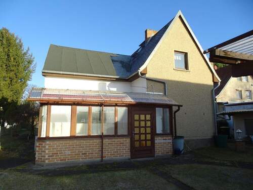 Rückansicht vom Feld - 5 Zimmer Einfamilienhaus zum Kaufen in Stahnsdorf