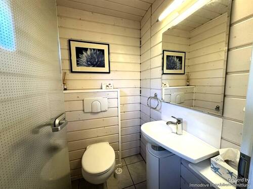UG WC - 