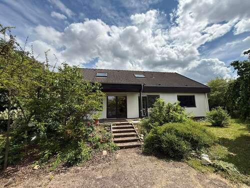 Gartenansicht - 6 Zimmer Einfamilienhaus zum Kaufen in Wiesloch