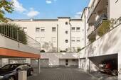 Eingangsbereich - 2 Zimmer Mehrfamilienhaus, Wohnhaus zum Kaufen in Erftstadt