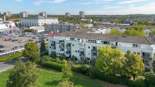 Drohnenaufnahme Balkonseite - Mehrfamilienhaus, Wohnhaus mit 660,00 m² in Erftstadt zum Kaufen