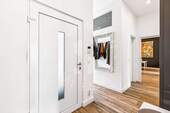 Eingangsbereich - 5 Zimmer Etagenwohnung zum Kaufen in Düsseldorf