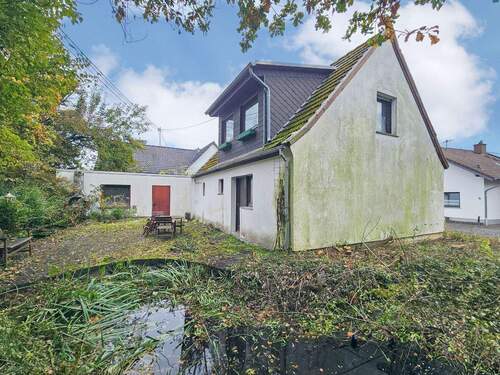 Seitenansicht - 3 Zimmer Einfamilienhaus zum Kaufen in Asbach