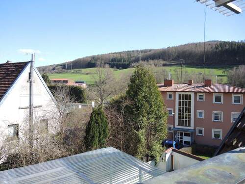 Balkonblick - 3-Zimmer-Dachgeschoßwohnung 84m² mit Balkon und Stellplatz