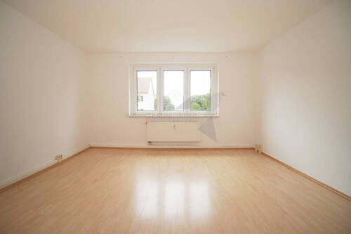 Wohnzimmer - 3 Zimmer Etagenwohnung zur Miete in Chemnitz