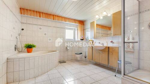 EG Badezimmer 1 - 
