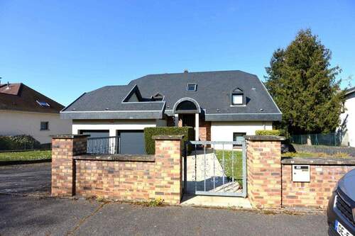 3 Schiefer-Eindeckung - 7 Zimmer Einfamilienhaus in Sarreguemines-Welferding