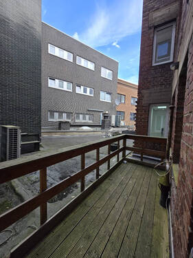 Balkon - Büro in Neuss zur Miete