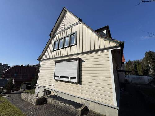 Giebel-Ansicht - 5 Zimmer Einfamilienhaus zum Kaufen in Bad Grund