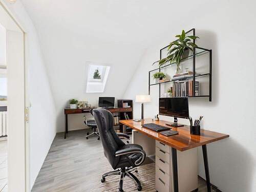 Mustermöblierung Büro - 