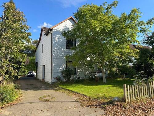 Zweifamilienhaus - Zwei Wohneinheiten, ein großes Grundstück, unzählige Möglichkeiten - Ihr neues Zuhause in Kummerfeld