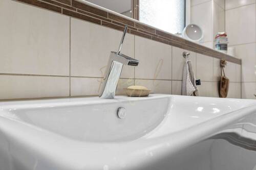 hochwertige Armaturen - 