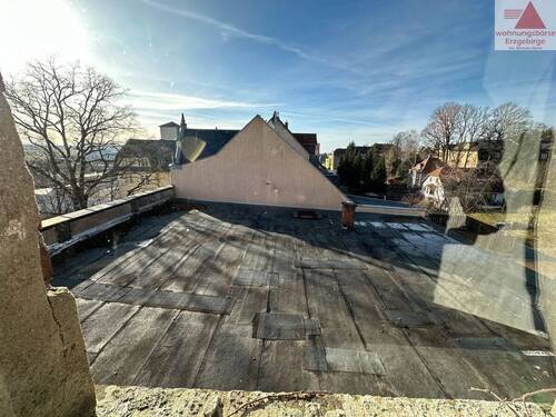 mögliche Dachterrasse - Mehrfamilienhaus, Wohnhaus mit 805,00 m&sup2; in Hohenstein-Ernstthal zum Kaufen