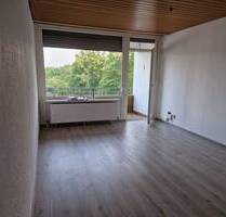850 € - 63 m² - 2.0 Zi. - EBK - Balkon - mit Frei Parkplatz (2025 Umfassend Renoviert) - Monheim
