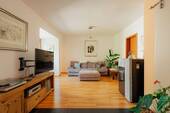 Wohnzimmer - 7 Zimmer Einfamilienhaus zum Kaufen in Wermelskirchen