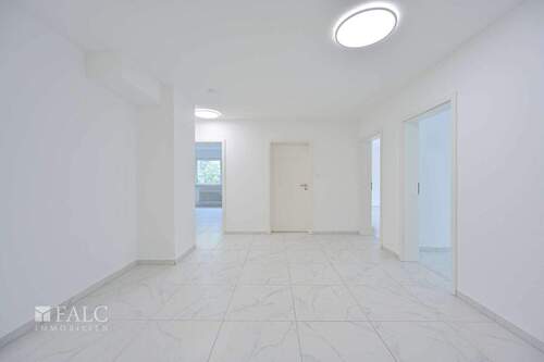 Diele - 4 Zimmer Etagenwohnung in München