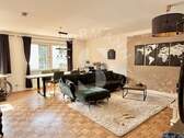 Wohnbereich - 4 Zimmer Etagenwohnung in Düsseldorf