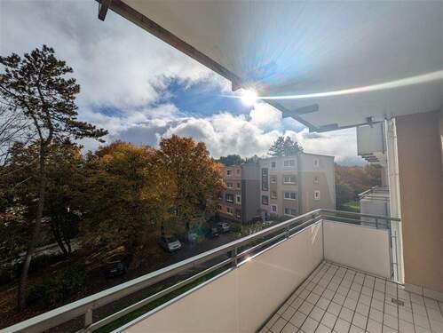Balkon - 3 Zimmer Etagenwohnung zur Miete in Lüdenscheid