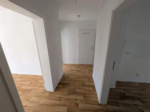 Flur - Etagenwohnung mit 69,00 m² in Lüdenscheid zur Miete