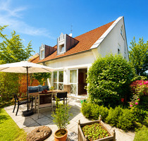 Familienidylle in Nürnberg Schnepfenreuth | 5 Zimmer, Hobbyraum, großer Garten mit Privatsphäre