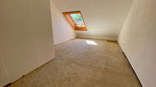 Das zweite Zimmer im Dachgeschoß - 