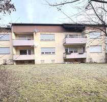 Schöne 3-Zi.-ETW im Hochparterre mit SW-Balkon und Garage - Stuttgart Plieningen