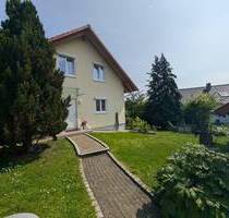 Einfamilienhaus mit Doppelgarage mit großem Garten - Eigeltingen - Heudorf
