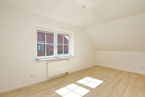 Zimmer 2 - 