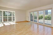Wohnzimmer - 5 Zimmer Doppelhaushälfte zum Kaufen in Hamburg