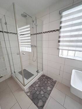 Bad 4-Zimmer-Whg - 